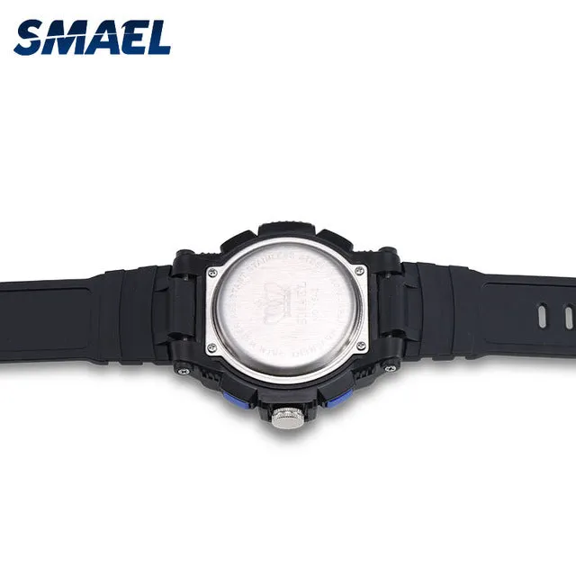 Sporty Waterproof Shock-Resistant Men's Quartz Watch